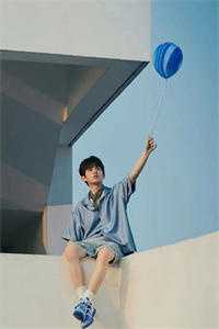 全球冰封：我打造了末日安全屋