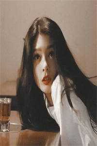 白富美穿成作精知青,带空间拽爆