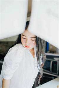 美妻撩人：腼腆理工男他铁树开花了