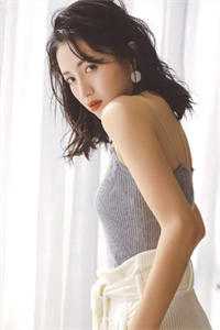 被贬戍边三年，大明皇帝亲自接我回宫