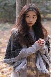 被贬戍边三年，大明皇帝亲自接我回宫