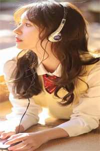 夺回身份后，真千金在七零被宠爆