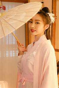 分手后，我成了全球债主