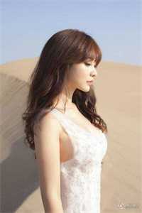 被贬戍边三年，大明皇帝亲自接我回宫