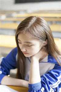 电竞团宠，荣耀女神A炸了