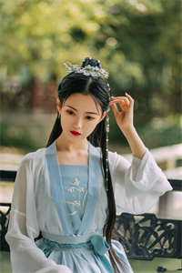 娘娘身娇体媚,靠宫斗谋后位