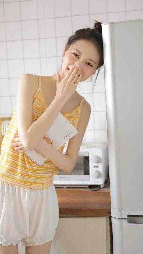 豪掷千金：现在抱大腿还来得及吗全本