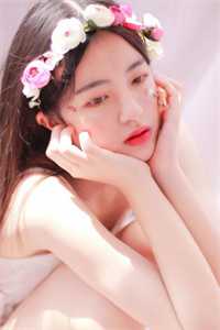 离谱!我成了内衣设计师?秦雪