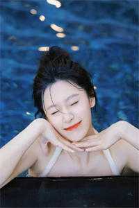 刚下山就遇女总裁,我财色双收了?