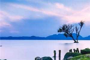 隐藏职业造物师？举国助我造神装小说