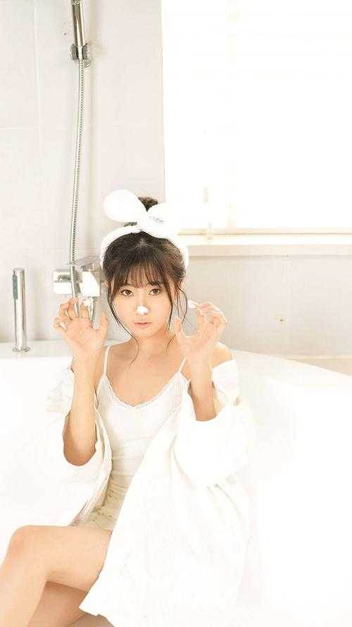 倾城女神爱上我