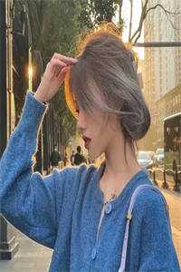 拒当血库后，真千金的马甲掉疯了