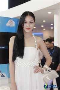 成为顶流后，当红天后追着我领证