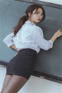 隐居多年,皇上请我出山登基