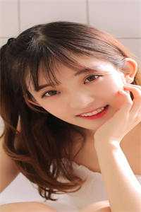 真千金重生，靠算命成全网顶流