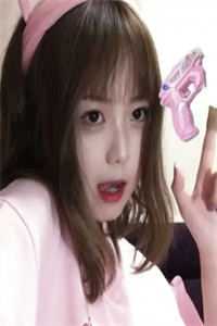 玄学大佬够意思，娱乐圈有料她真爆