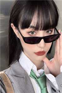 文娱:盲井一问世,刘一菲缠上我