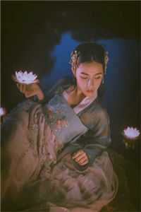 带崽跑路后，敌国摄政王满城通缉我