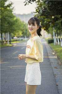 修仙大佬穿真千金后，飒爆全豪门