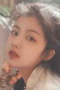 世家贵女穿成十八线小花