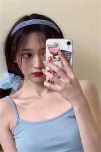 刚入宫，差点成了真太监！