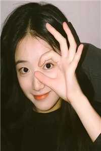 半夜和尸体吹逼的我，被呆妹直播