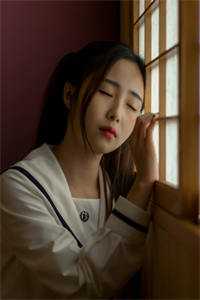 雪藏三年，复出后拿下十大金奖小说