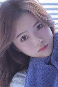 能吃了一点,首富养得起我吧最新章节