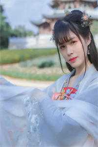 神算娇妻:病弱世子还挺甜