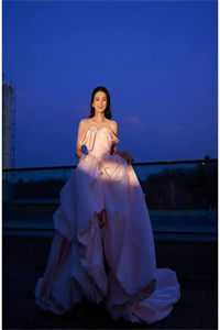 六零：冷面军官被科研大佬拿捏了