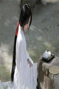 人麻了,身边女人都是病态偏执狂