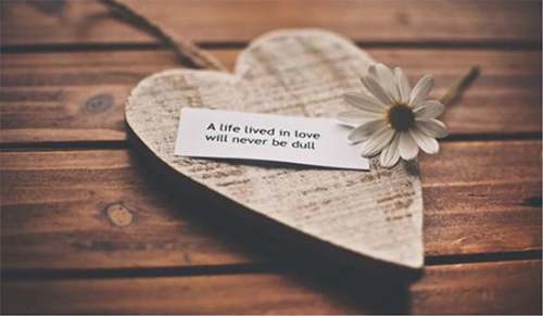 【热门】暖心的爱情语录40条